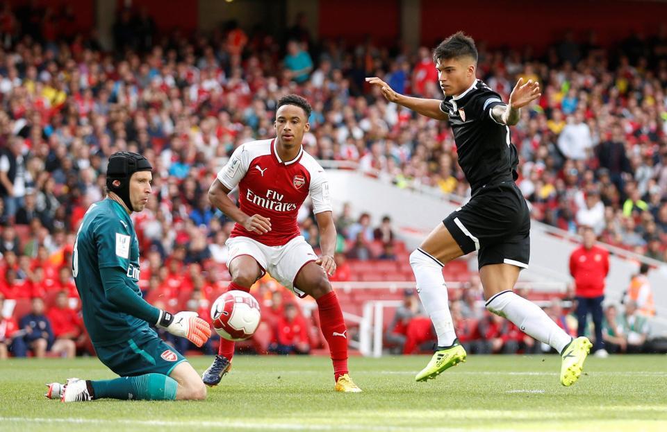 Soi kèo tài xỉu Arsenal vs Sevilla Soi keo tai xiu Arsenal vs Sevilla